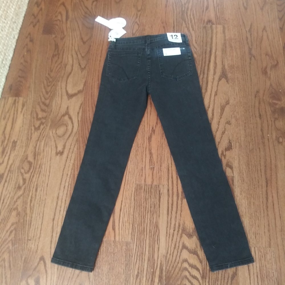 Joe's Jeans The Twisted Jean Mid Rise Skinny - Picture 5 of 7